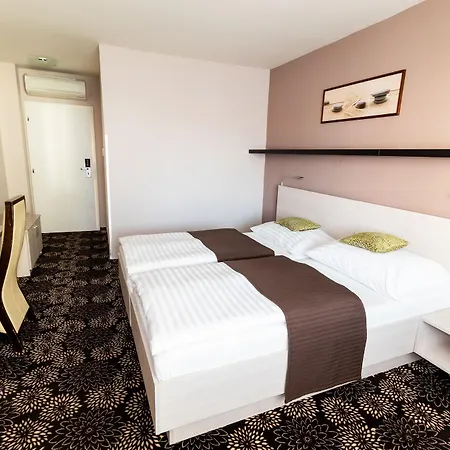 Parkhotel And Congress Center Hotel Plzeň