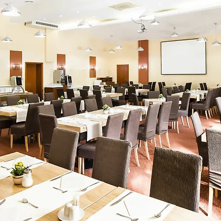 Parkhotel And Congress Center Hotel 4*